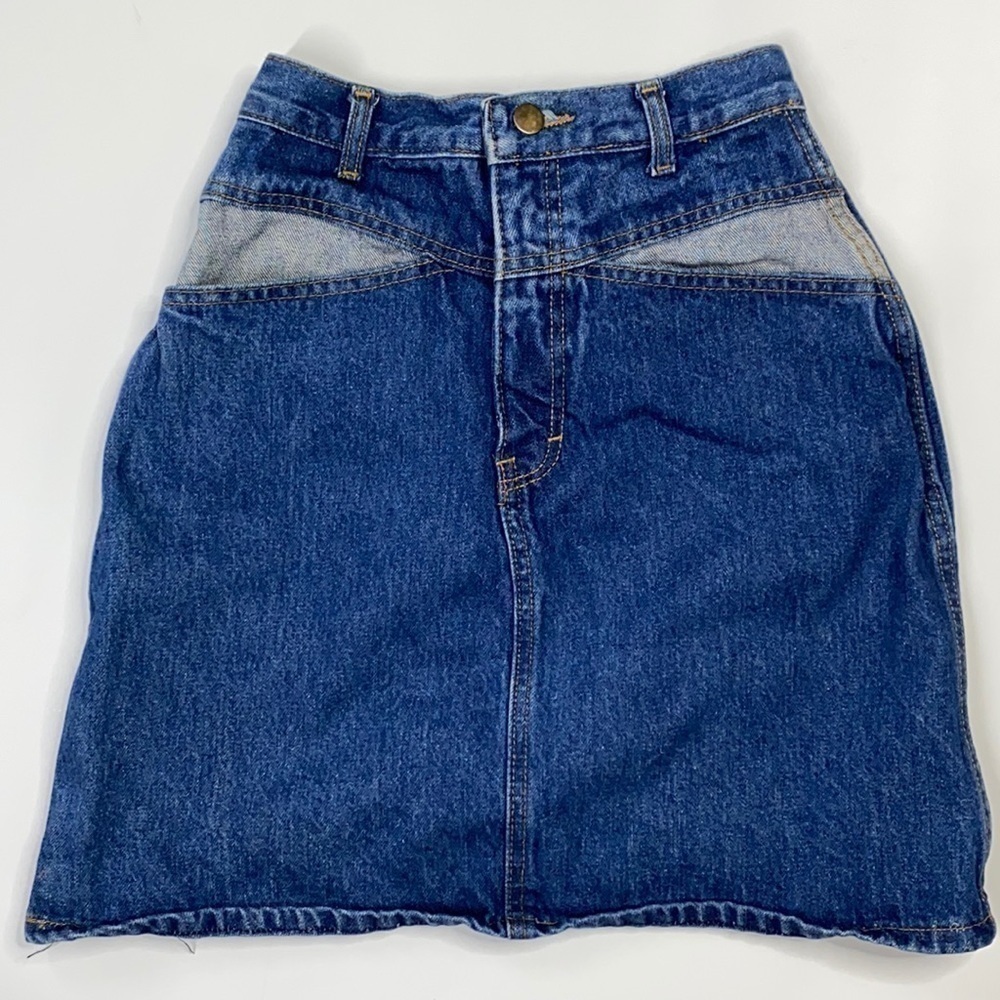 Essentials Washed Jeans Vintage Skirt Size 8 (Waist 24) 80's